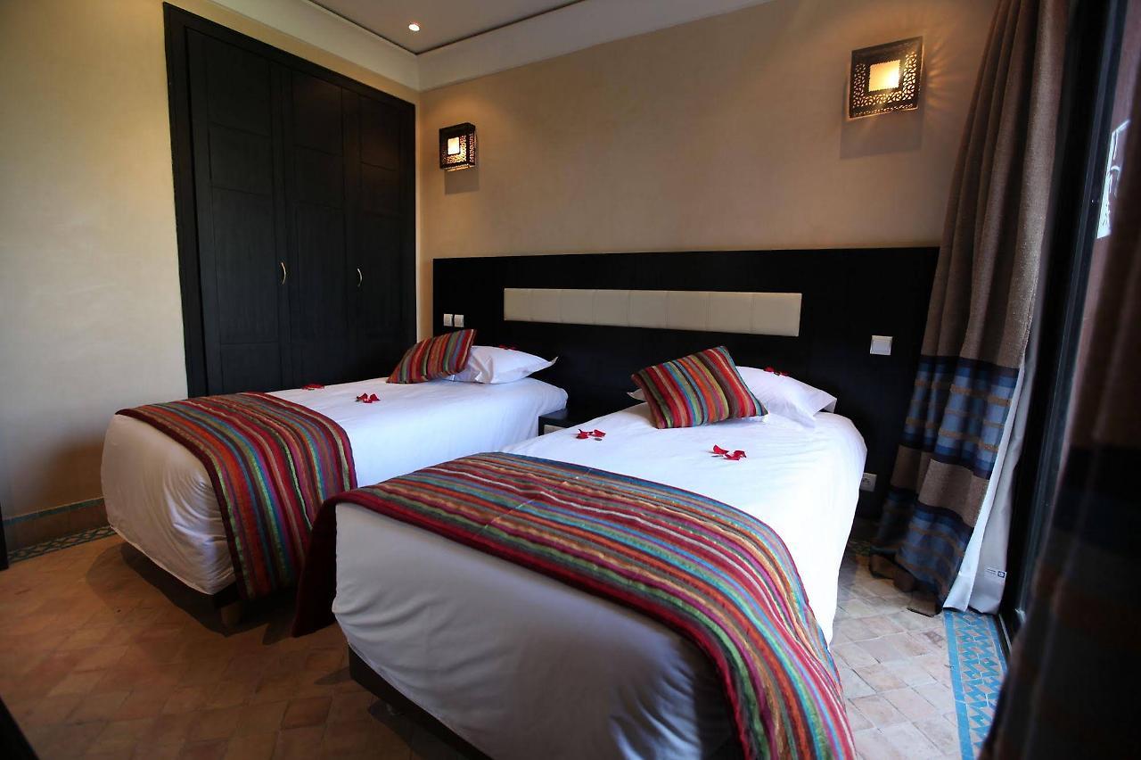 Bed and Breakfast Les Jardins De Zyriab Aït Hamid Exterior foto