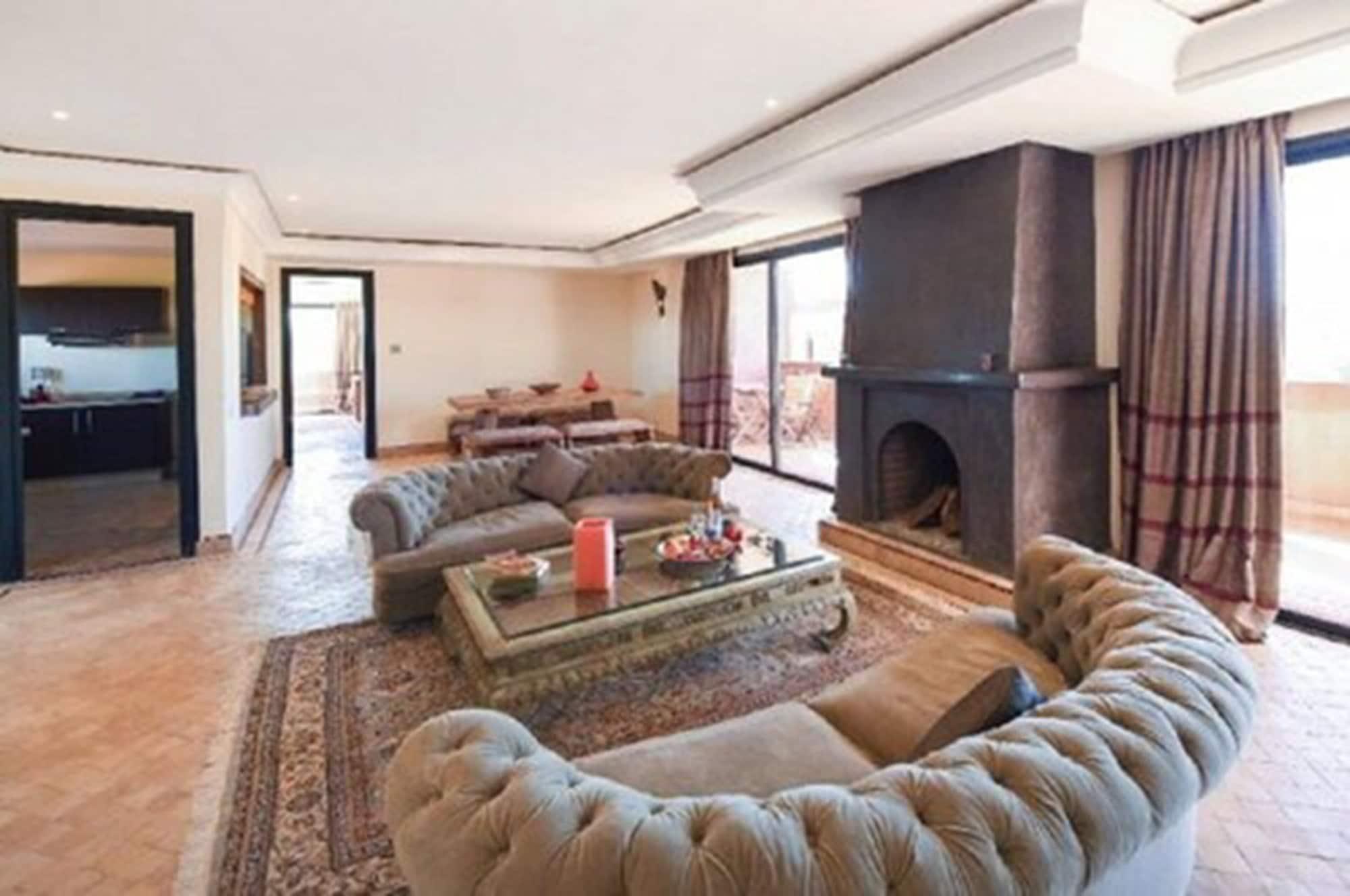 Bed and Breakfast Les Jardins De Zyriab Aït Hamid Exterior foto