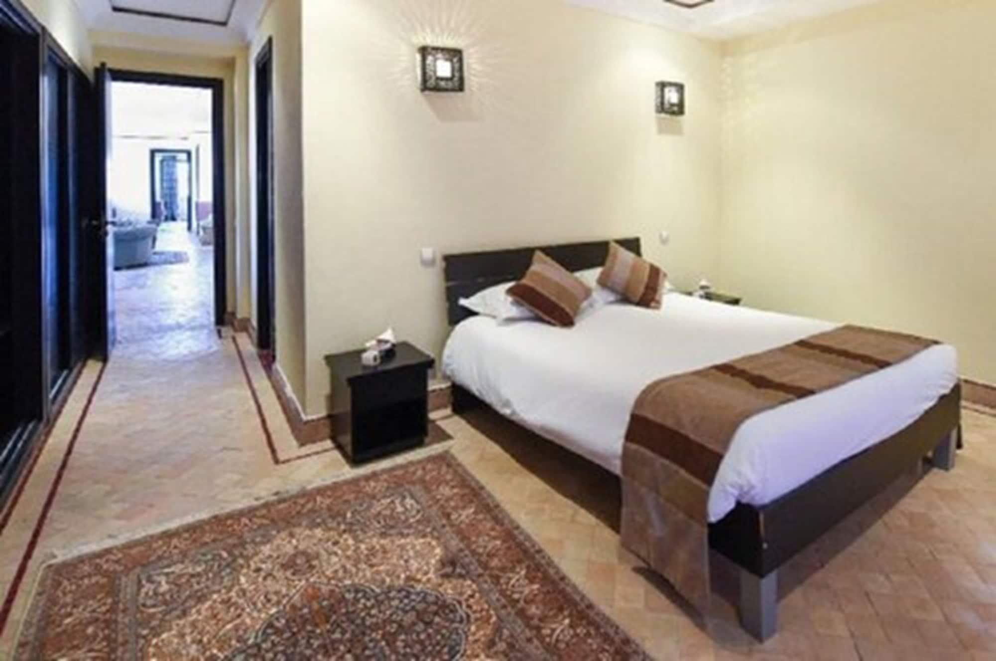 Bed and Breakfast Les Jardins De Zyriab Aït Hamid Exterior foto