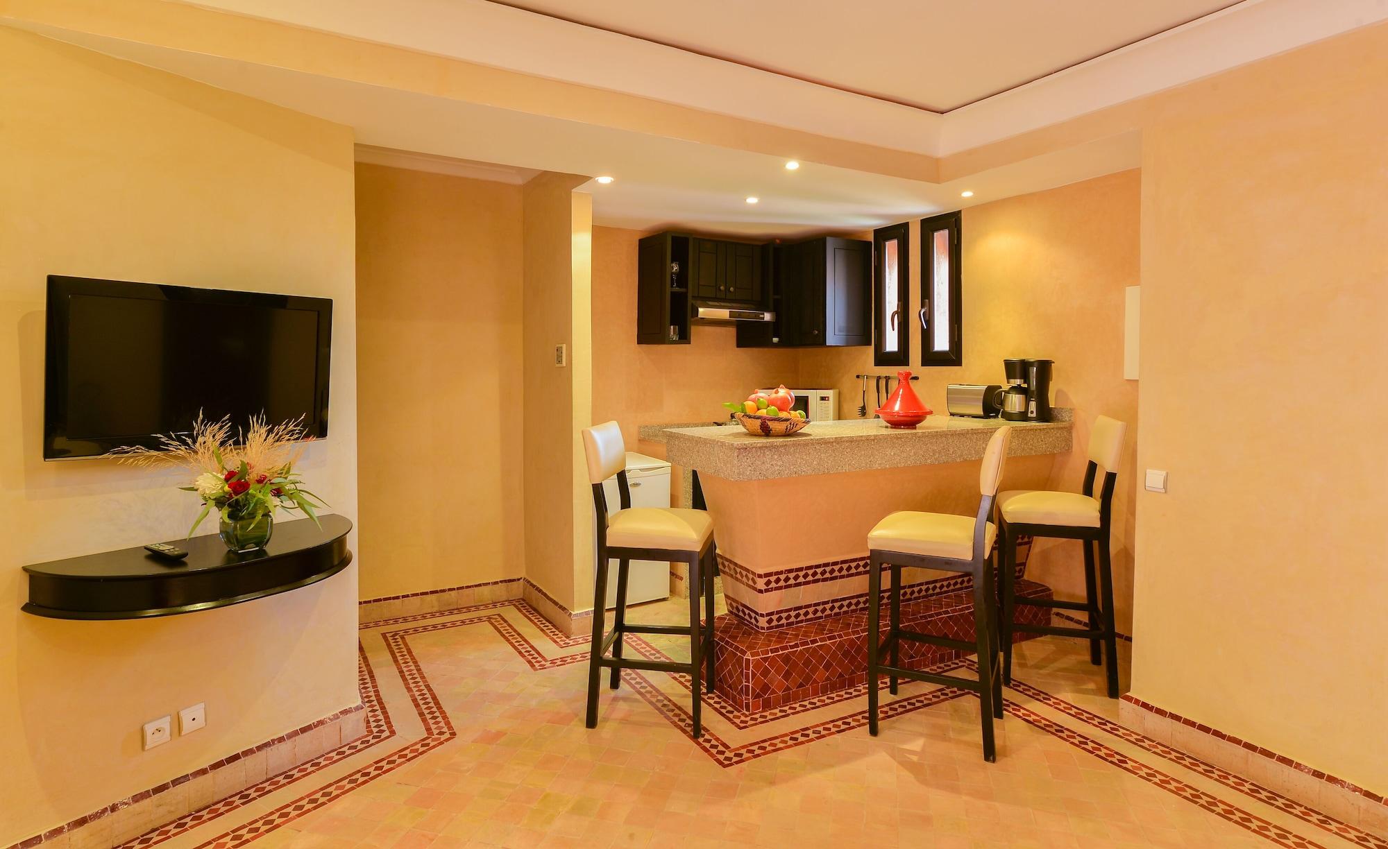 Bed and Breakfast Les Jardins De Zyriab Aït Hamid Exterior foto